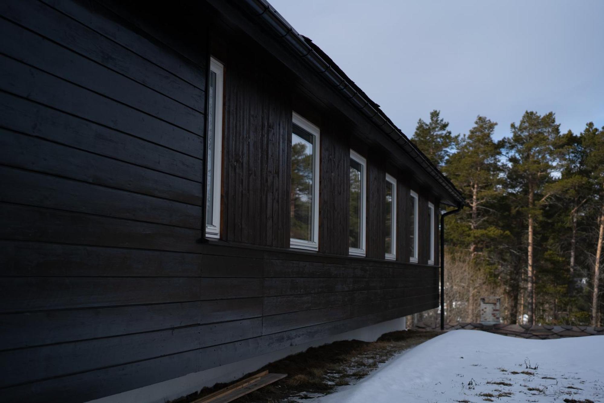 Dombåstun Hotell Exteriör bild