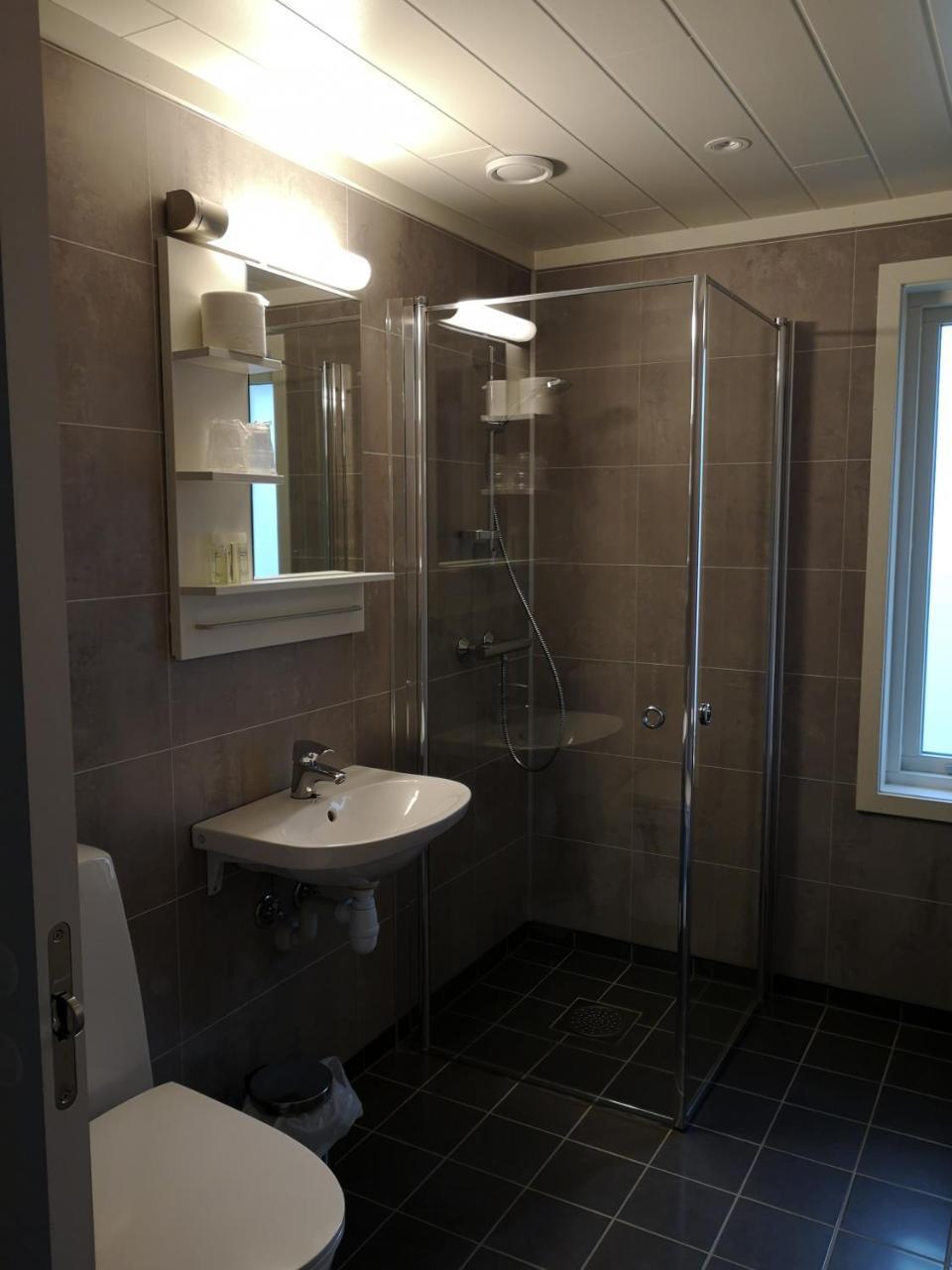 Dombåstun Hotell Exteriör bild